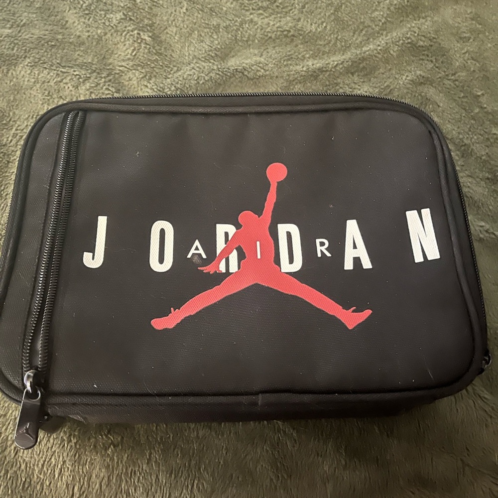 Jordan Black lunch box